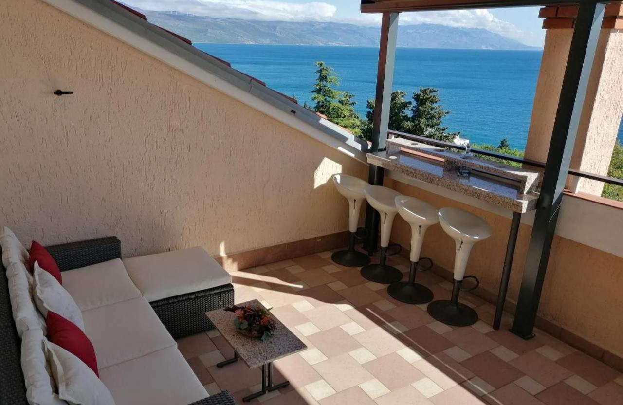 Apartments Villa Vera Apartment Novi Vinodolski